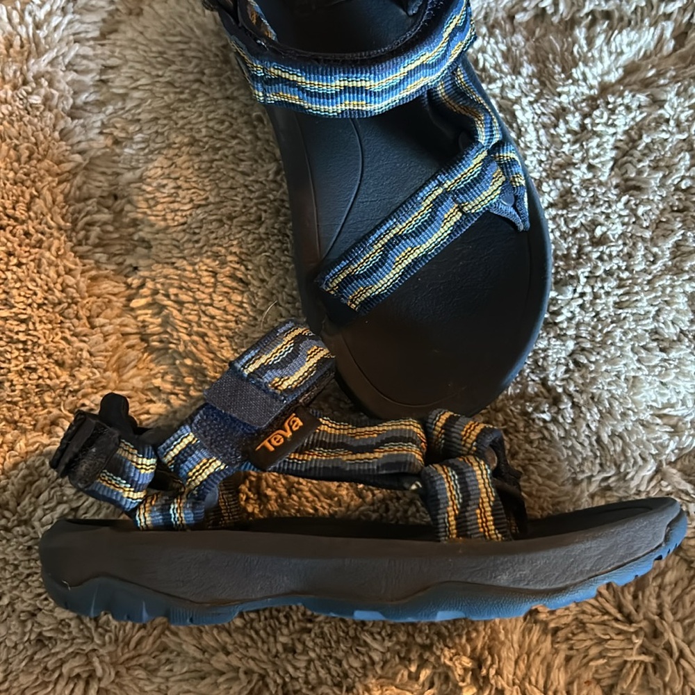 Teva XLT - Picture 2 of 3
